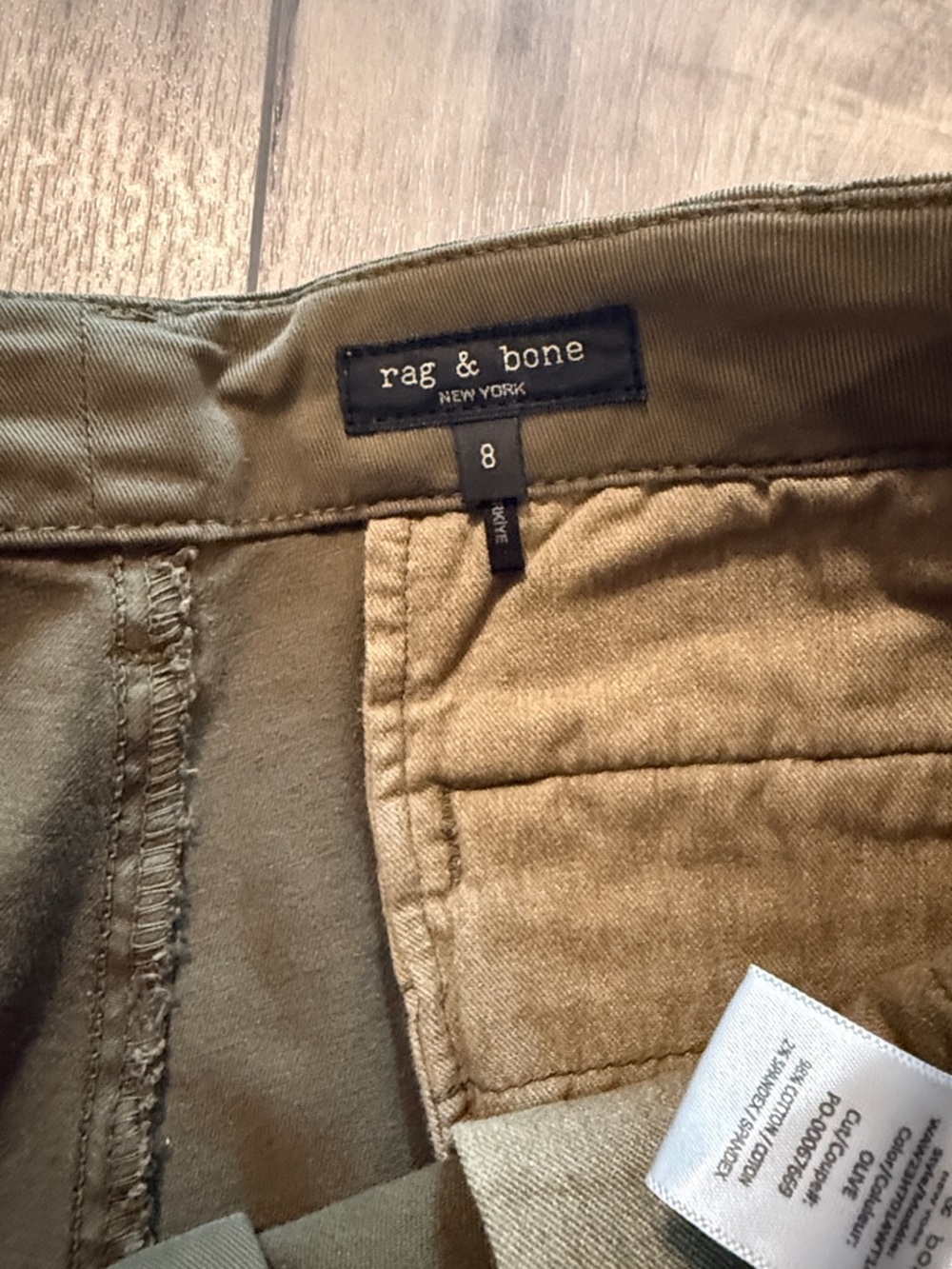 NEW Rag & Bone High Rise Wide Leg Chino Pants Trousers in Olive Color. Size 8. - Picture 13 of 16